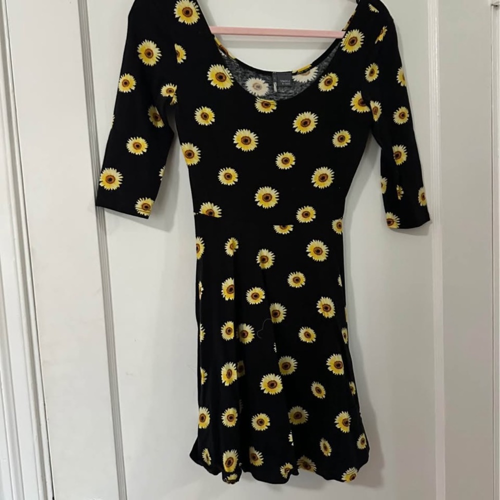Sparkle & Fade Black Dress with Sunflower Pattern